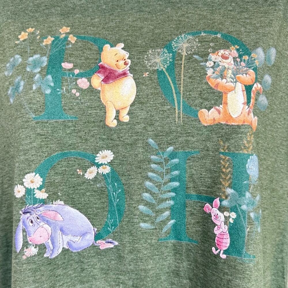 Disney Pooh Eeyore Piglet Tiger Floral Spellout Tee Shirt Green Size Med - Picture 3 of 5